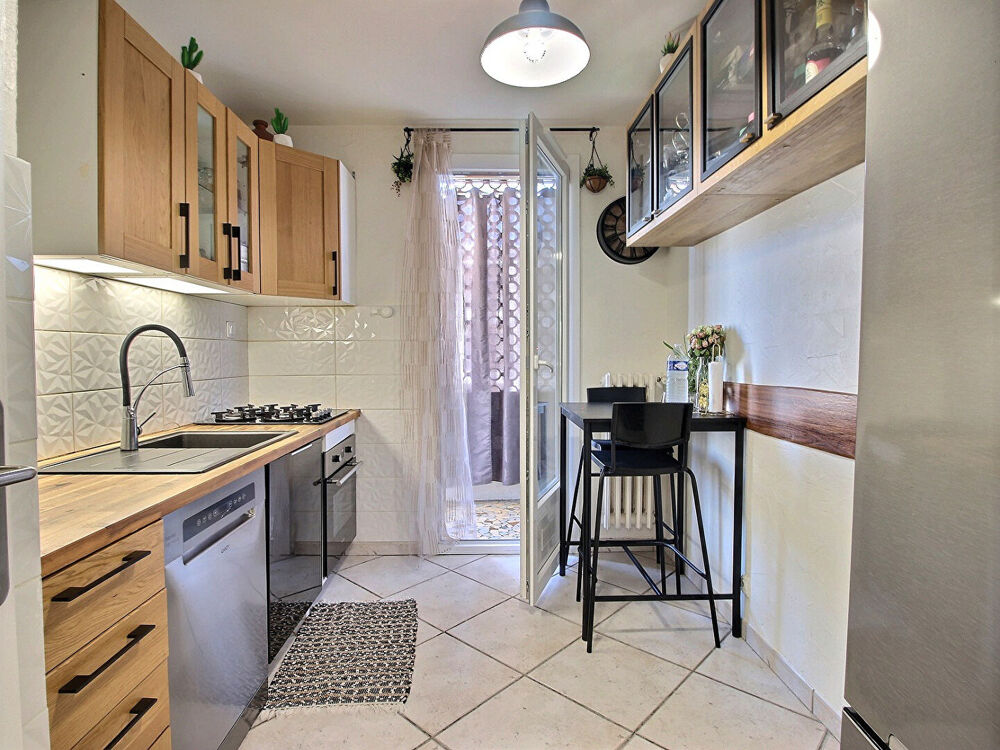Appartement Avignon 3 pièce(s) 58.23 m2 avec balcons et parking