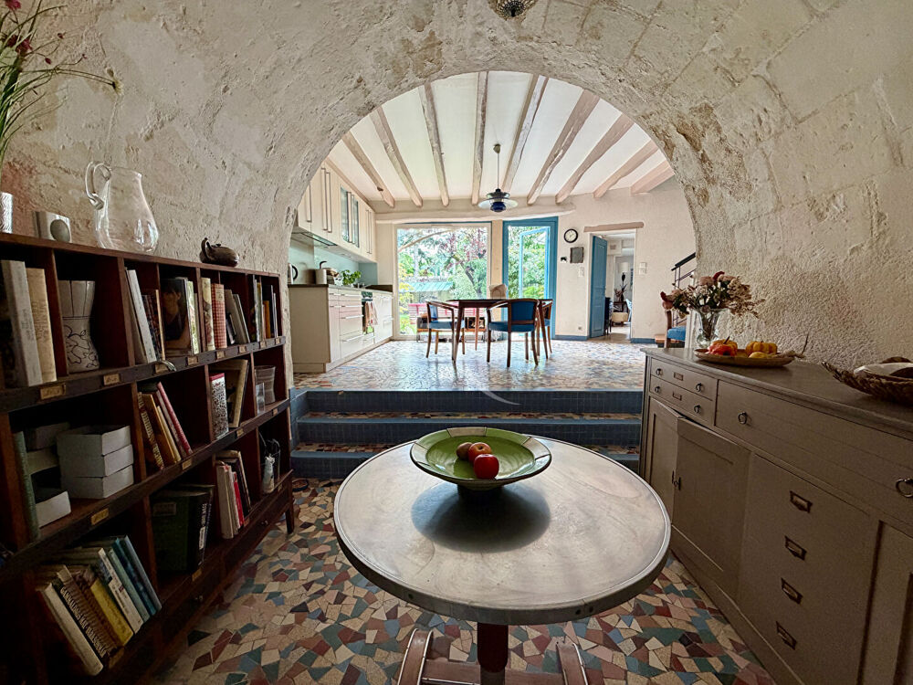 Vente Maison Maison Rochecorbon 6 pièce(s) 191 m2 Rochecorbon