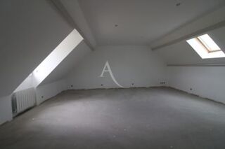  Maison  vendre 10 pices 270 m