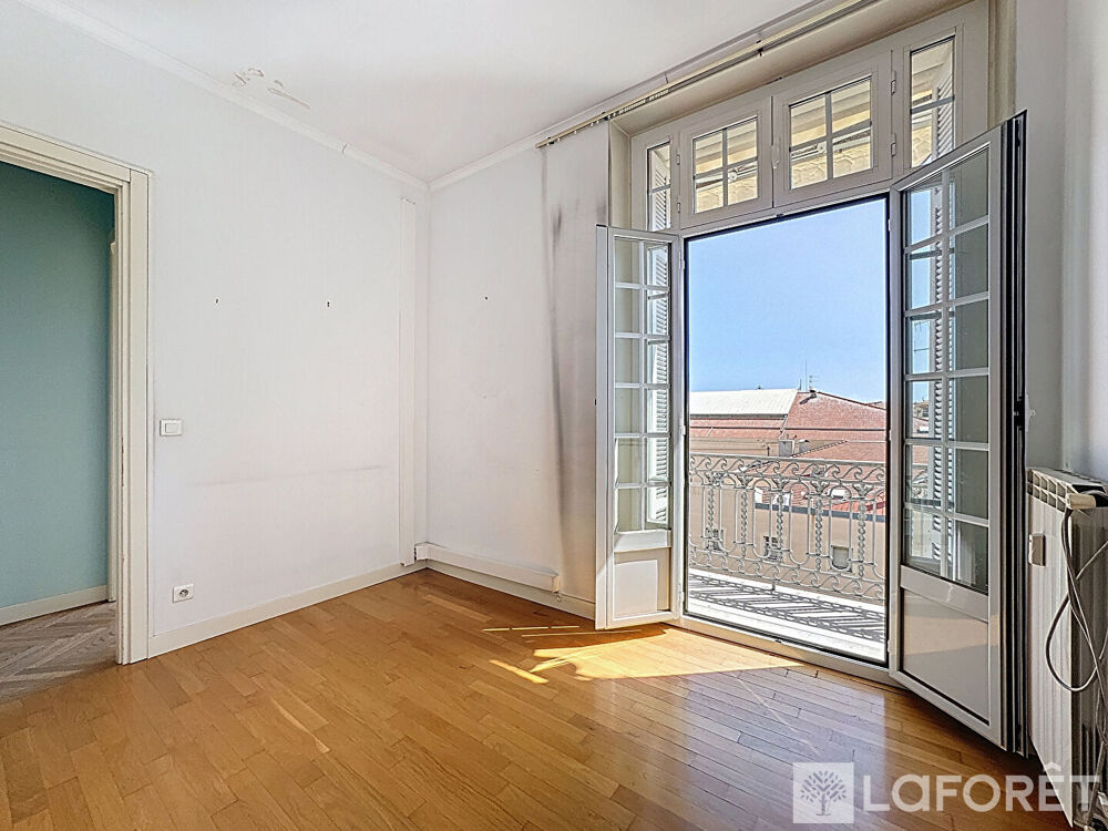 � vendre  Appartement Menton (06500)