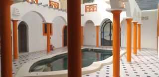  Maison � vendre 8 pi�ces 260 m� Ngaparou