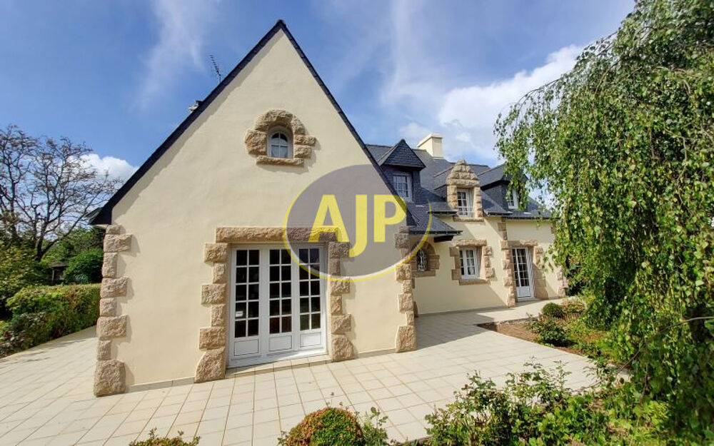 Maison 7 pièces 165 m² · à Pontivy · 165 m² · 416 000 €