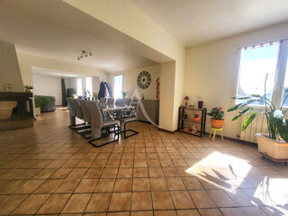  Maison  vendre 7 pices 199 m