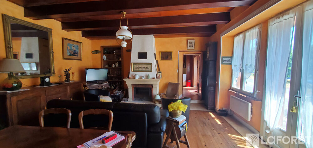 Vente Maison Maison Sainte Anastasie 6 pièce(s) 130 m2 Neussargues moissac