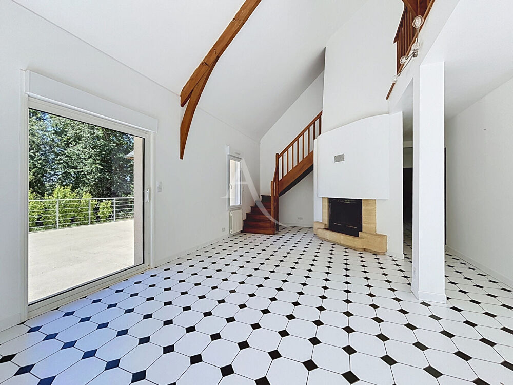 Vente Maison Maison familiale en campagne d'Andouillé - 8 pièce(s) 170.30 m2 Andouille