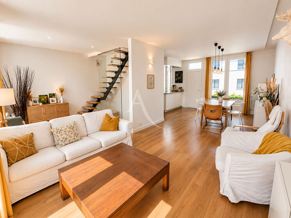 Vente Maison Maison Fontenay Sous Bois 5 pièce(s) 110.6 m2 Fontenay sous bois