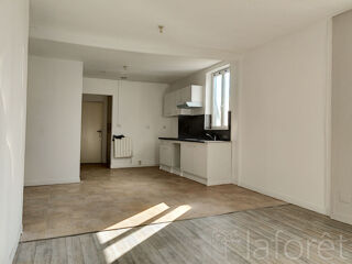 Location Appartement Appartement 2 chambres - cuisine ouverte sur séjour Elbeuf