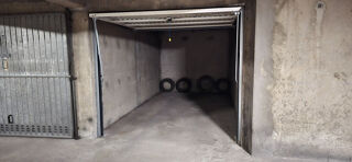  Parking / Garage à louer 12 m²