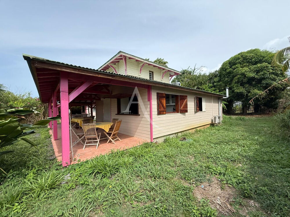 Propriété avec bungalow autonome à deux pas de la mer