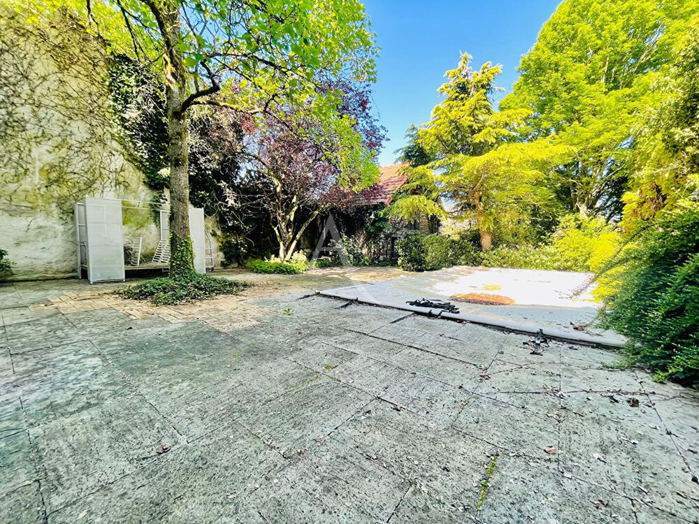 Maison Avricourt 11 pièce(s) 293.6 m2