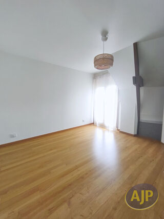  Maison � louer 4 pi�ces 89 m�