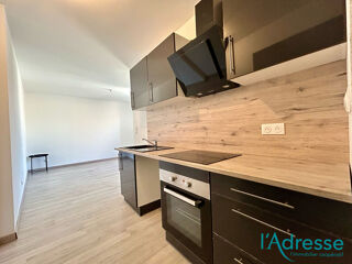  Immeuble  vendre 140 m