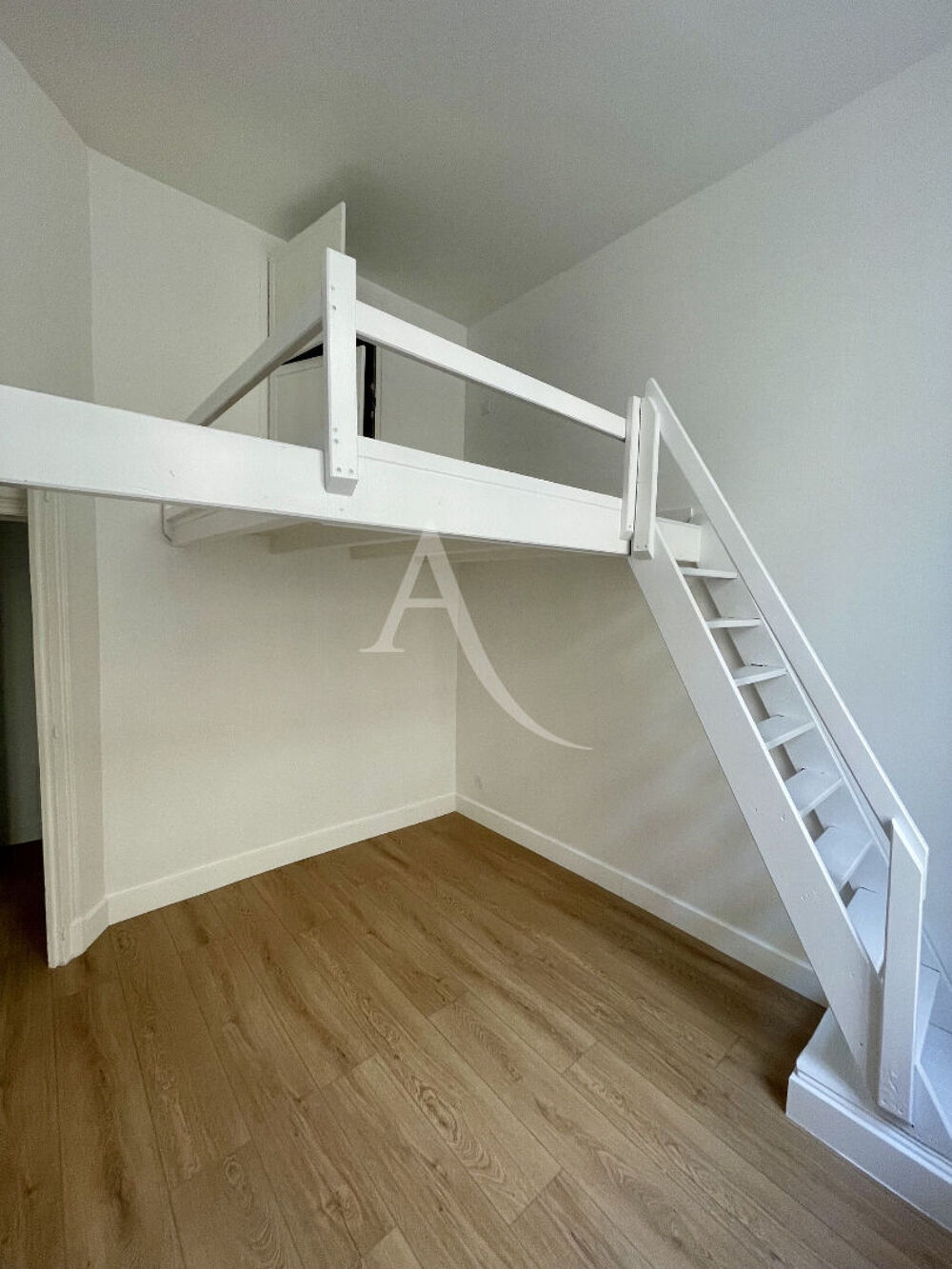 APPARTEMENT CENTRE VILLE ORLEANS T2 30.01M²