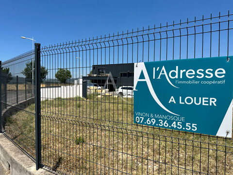  LOCAL COMMERCIAL DE 175M2 AVEC EXTERIEUR DE 200M2 ET PARKING TERRAIN CLOTURE ET SECURISE A VINON SUR VERDON 