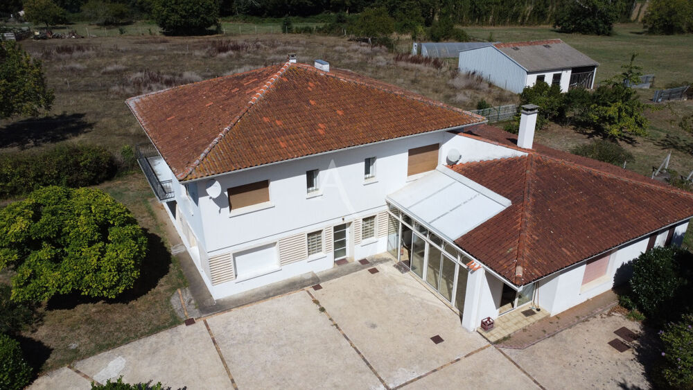 Vente Maison Propriété de caractère entre Saintes et Gémozac Cravans