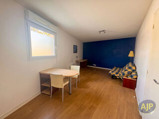  Appartement à louer 1 pièce 28 m²