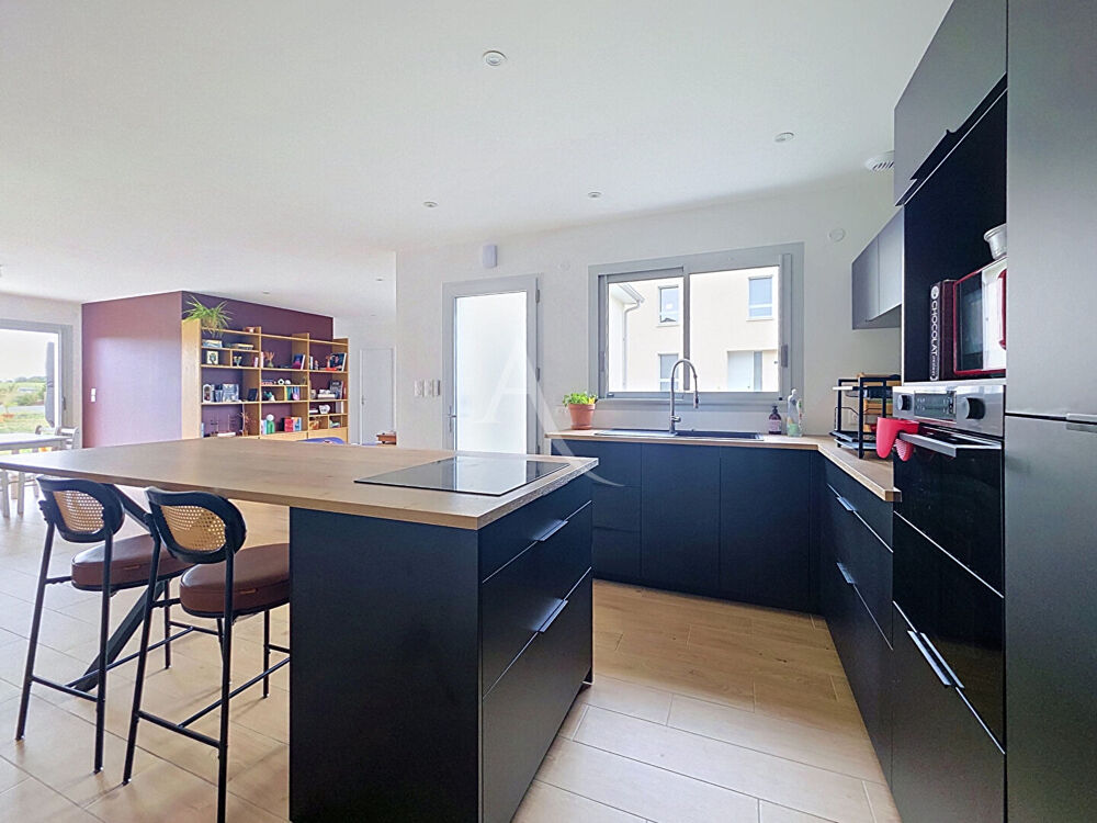 Vente Maison Maison de plain pied Blaison-Saint-Sulpice 5 pièces 98 m2 Blaison saint sulpice