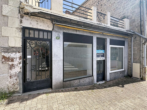 Local commercial  de 30.04 m2 en centre ville de Retournac 275 43130 Retournac