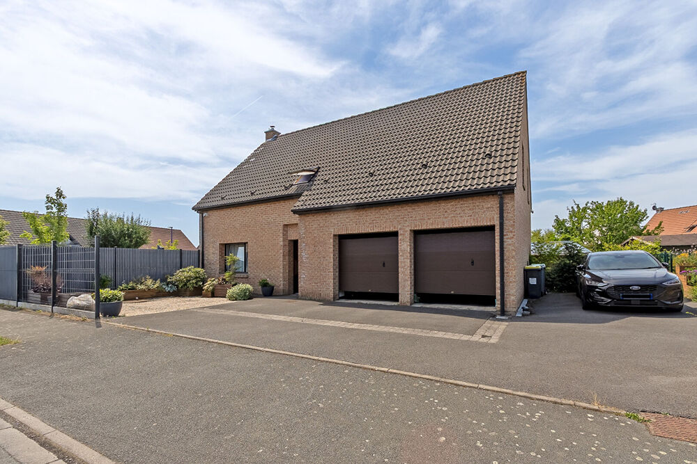 Maison La Chapelle D Armentieres 7 pièce(s) 146 m2