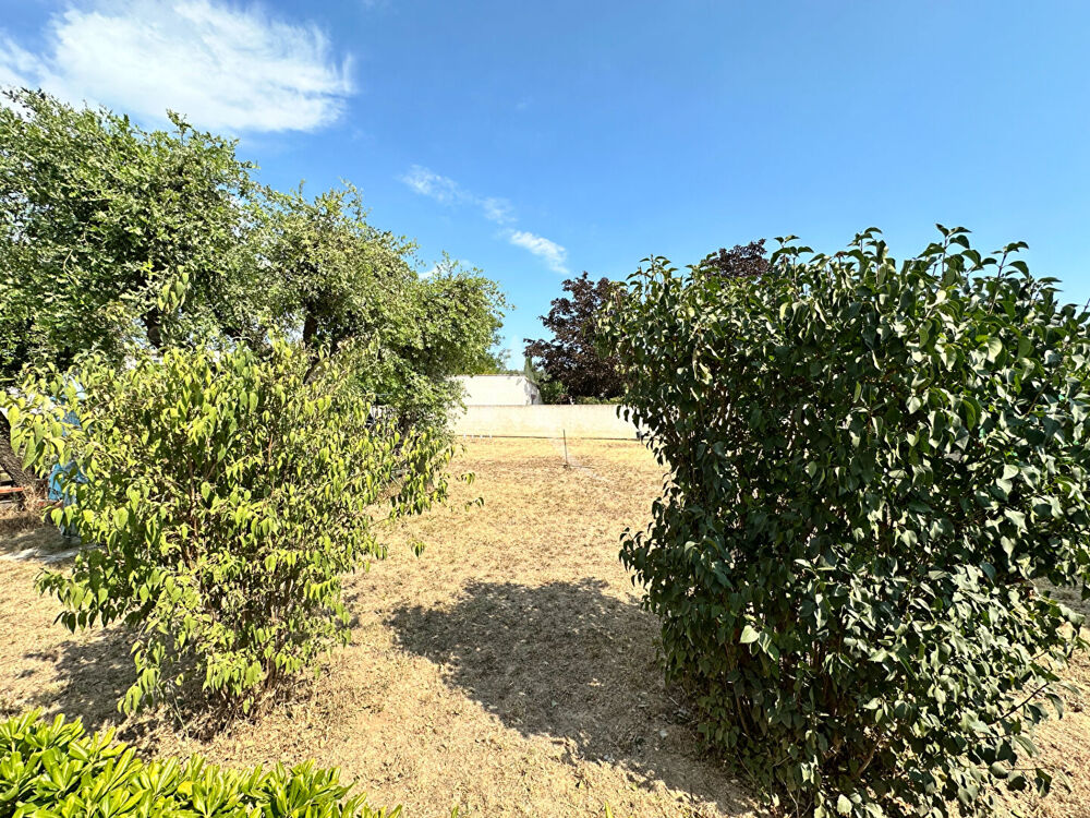 Vente Terrain TERRAIN CONSTRUCTIBLE DE 750M2 AVEC FORAGE AU CALME LUMINEUX EXPOSE SUD A VINON SUR VERDON Vinon sur verdon