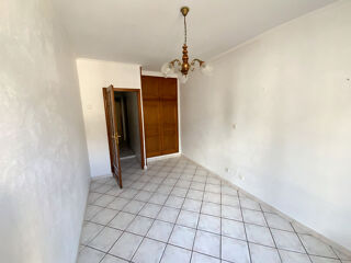  Immeuble � vendre 12 pi�ces 320 m�