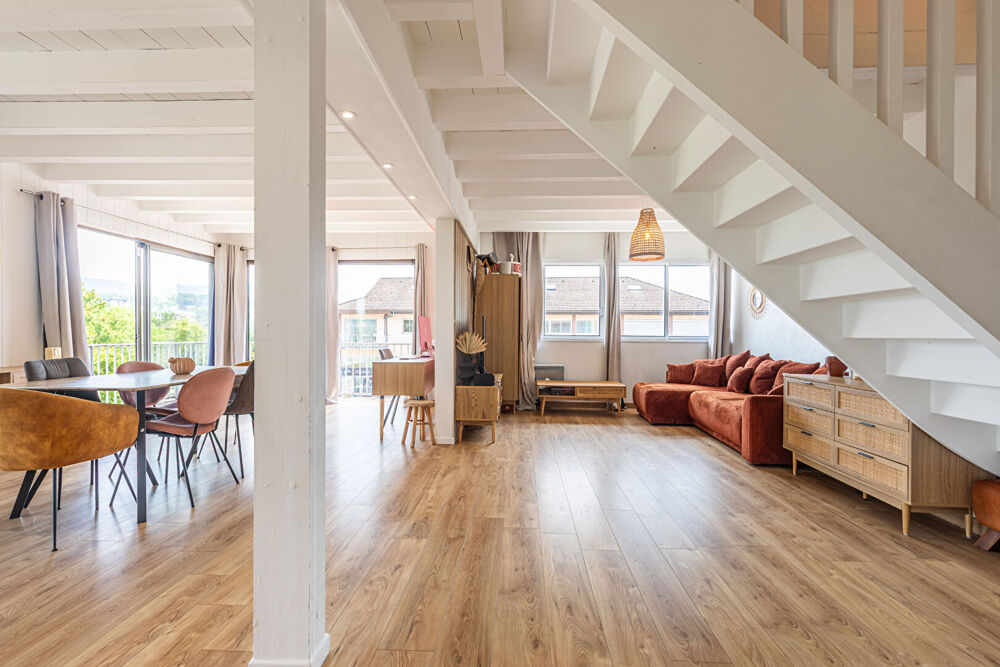 AGENCE IMMOBILIERE LAFORET - EXCLUSIVITE - "CACTUS" - ANNECY - secteur MEYTHET - APPARTEMENT DUPLEX T4 de 119.72m² - BALCON