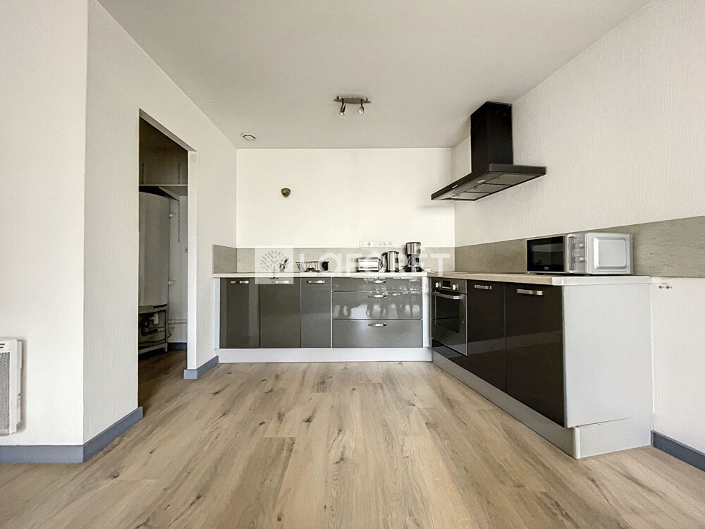 Location Appartement À louer T2 meublé avec goût Quartier Kerfeunteun, Quimper Quimper