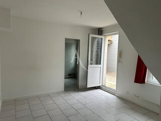  Appartement à louer 2 pièces 55 m²