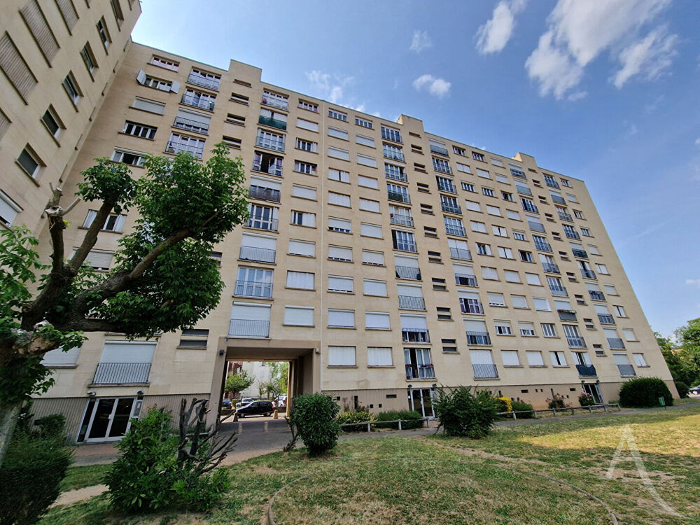 Appartement 3 pièces 57 m² · à Mantes la Jolie · 57 m² · 88 000 €