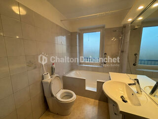  Appartement � louer 5 pi�ces 109 m� Saint martin la sauvete