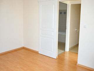  Appartement à louer 2 pièces 40 m²