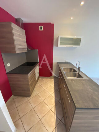  Appartement à louer 3 pièces 59 m²