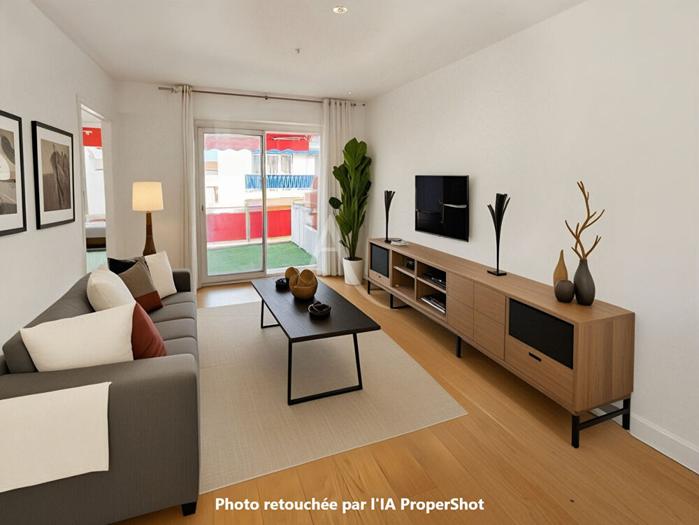 Studio Cannes 1 pièce 28 m2 avec une grande terrasse.