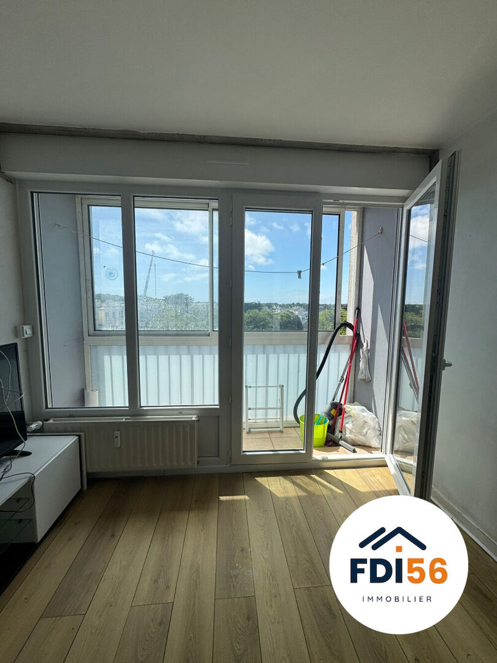 Vente Appartement A VENDRE LORIENT - APPARTEMENT 2 PIECES 51 m2 - ASCENSEUR - STATIONNEMENT Lorient