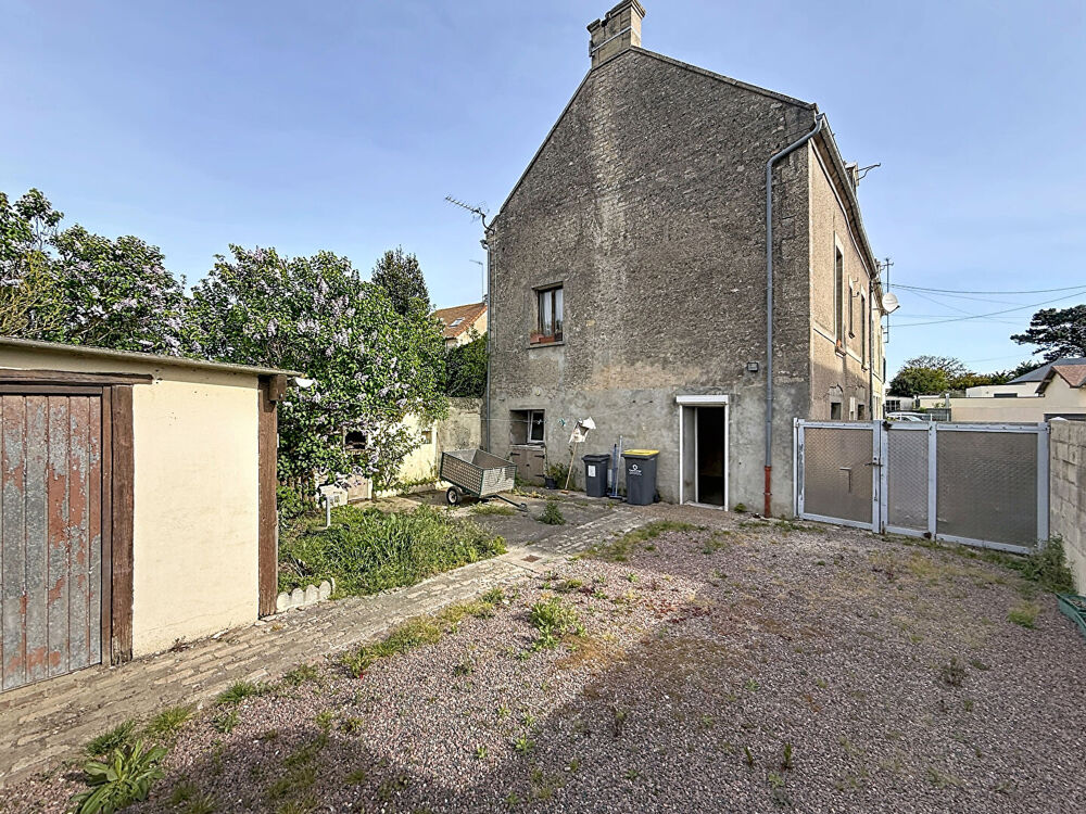 HERMANVILLE-SUR-MER - Maison à rénover