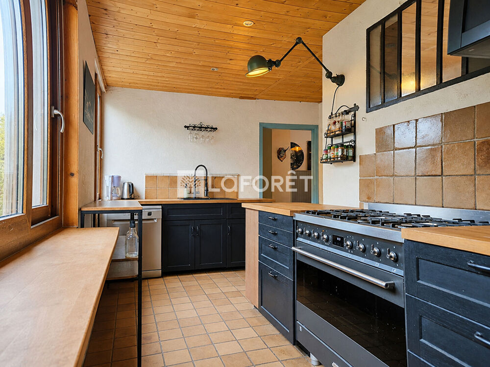 Vente Maison Maison La Thuile 7 pièce(s) 242 m2 La thuile