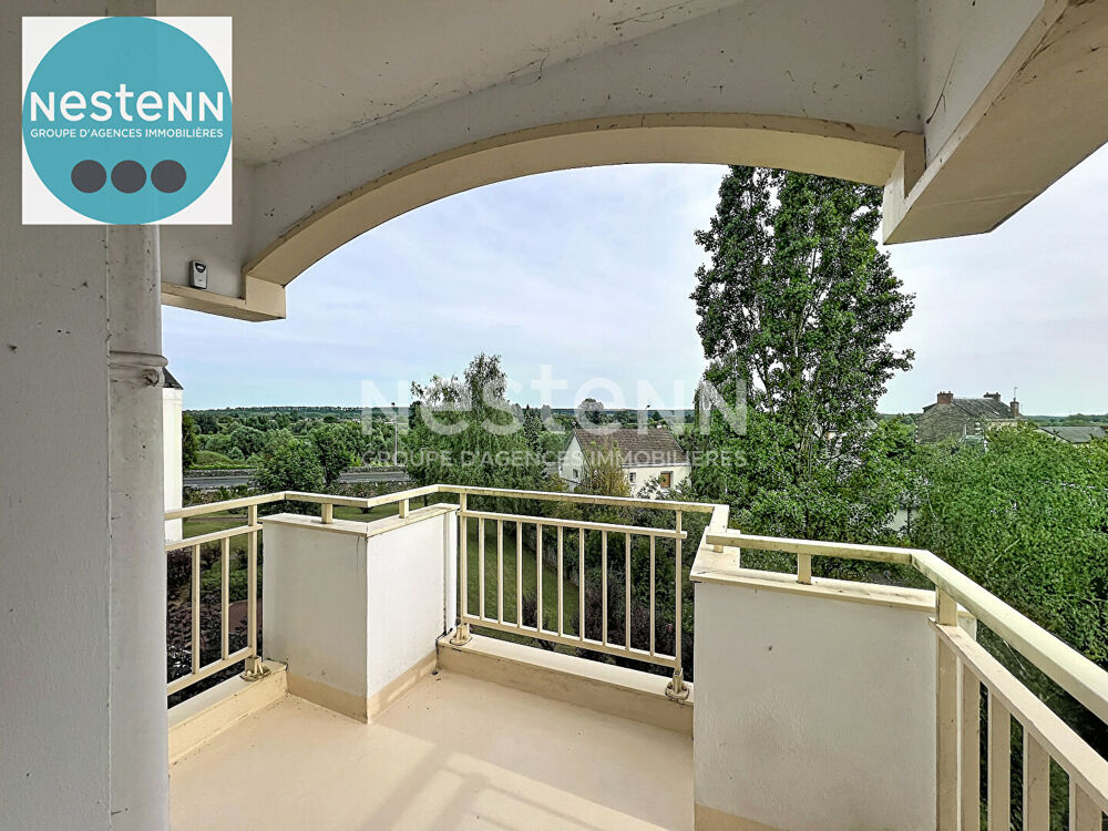 Rare à la vente ? Appartement 5 pièces lumineux avec vue imprenable sur la Loire terrasse.