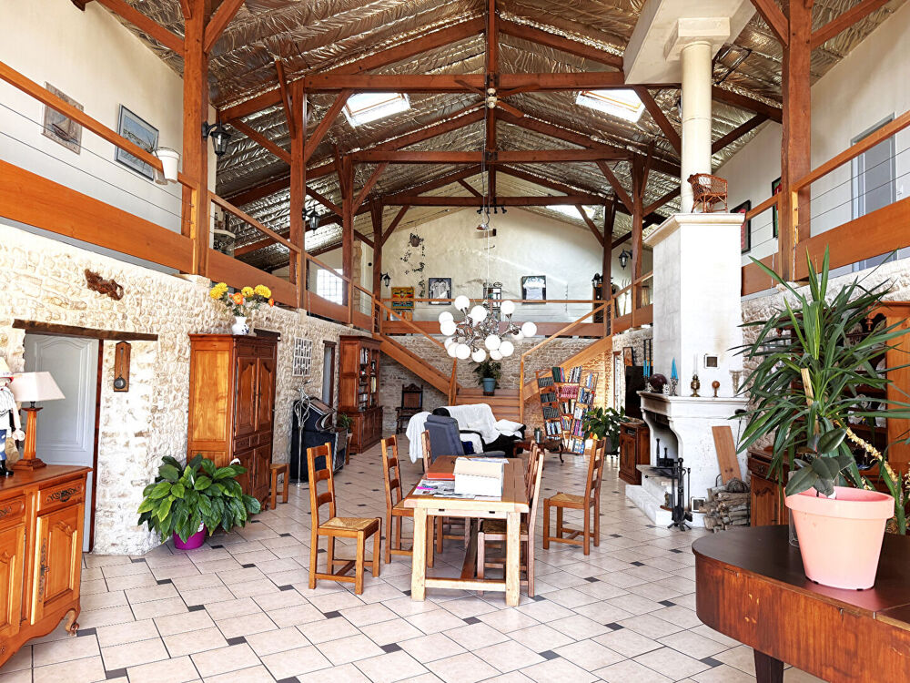 Vente Maison Maison Tonnay Charente 6 pi�ce(s) 470 m2 Tonnay charente