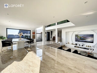  Maison � vendre 8 pi�ces 365 m�