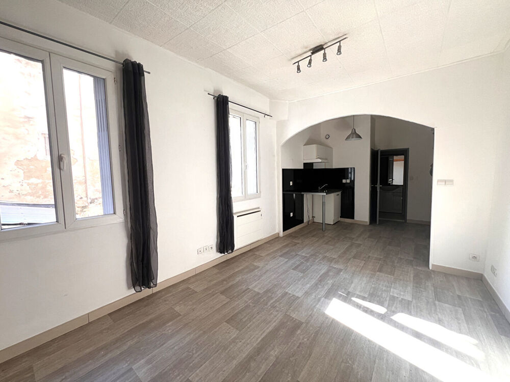 Avignon intra muros, studio, au calme de 31m2