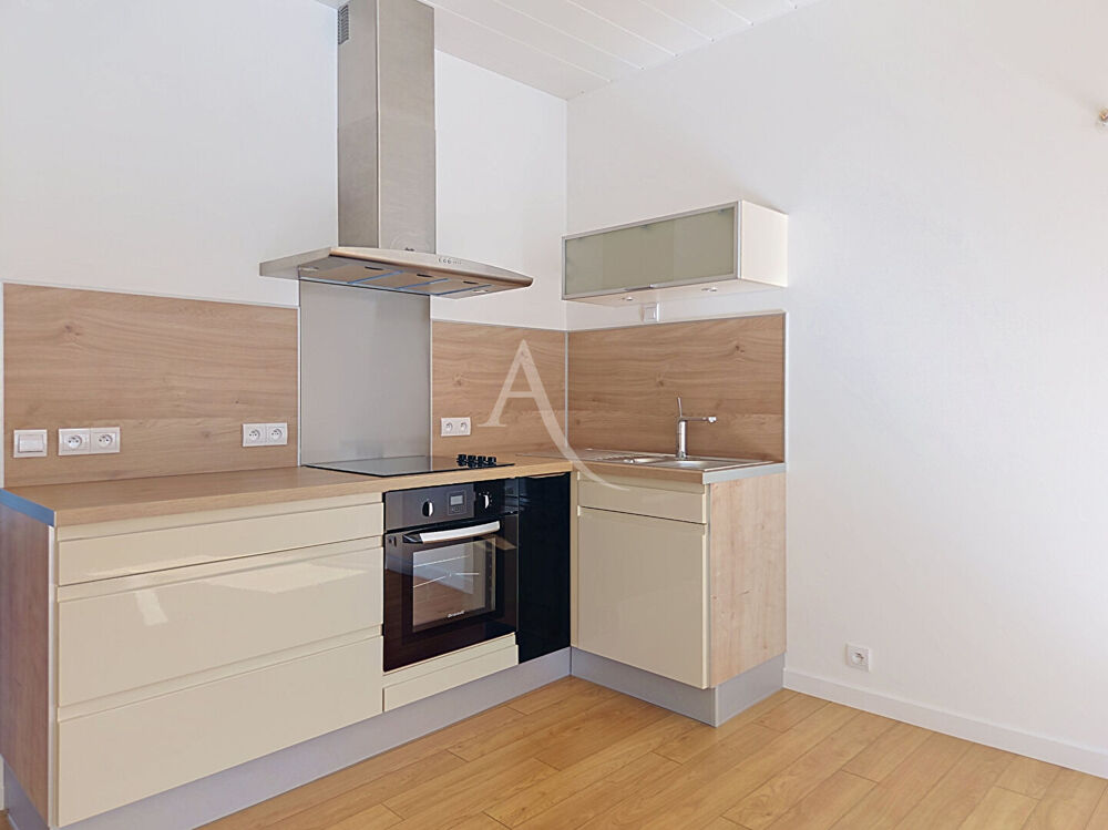 Vente Appartement Pau Centre - Studio rénové - Cave et cellier Pau