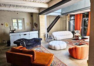  Immeuble à vendre 10 pièces 658 m²