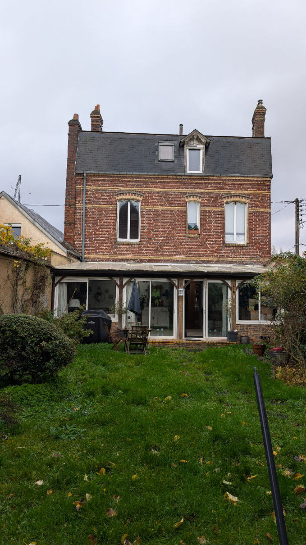 Maison 9 pièces 304 m² · à Beauvais · 304 m² · 446 000 €
