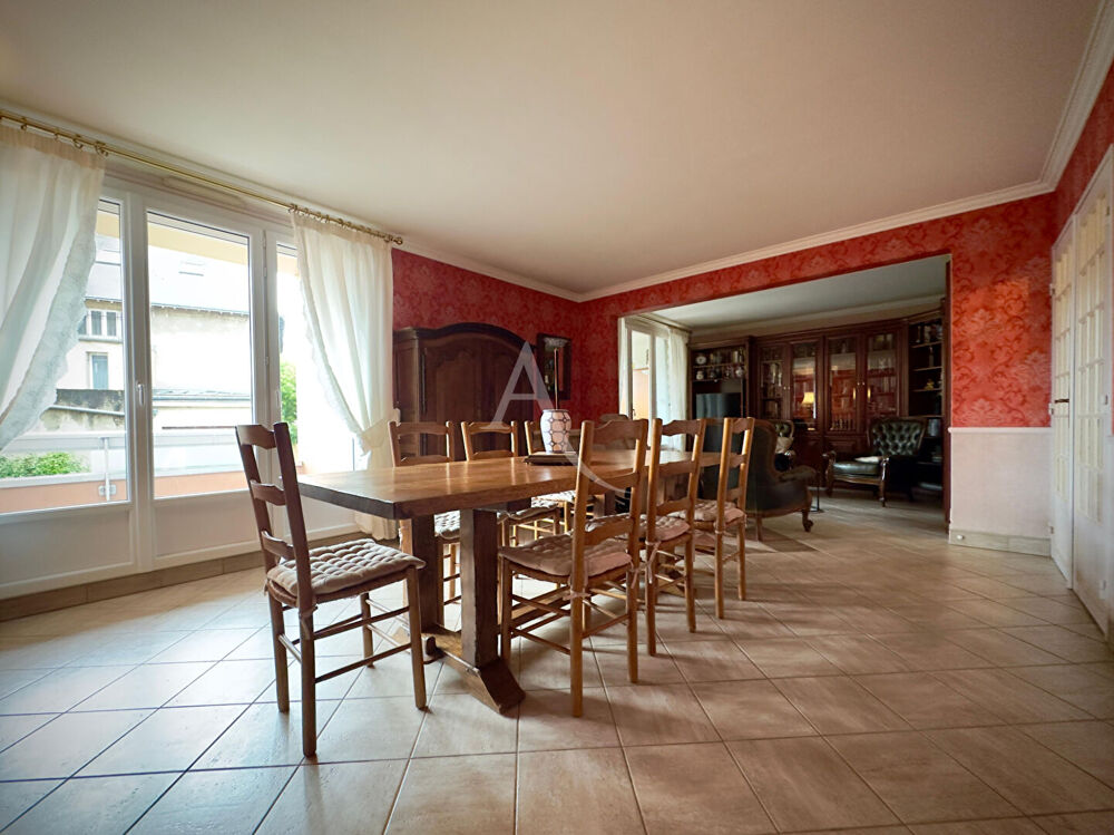 Vente Appartement Appartement T6 de 131 m² avec balcon et double box Hyper-centre de Chartres Chartres