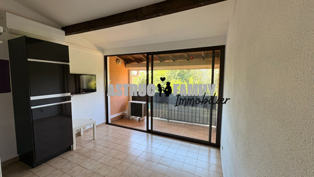 AIGUES MORTES - Studio avec balcon plein sud et parking privatif