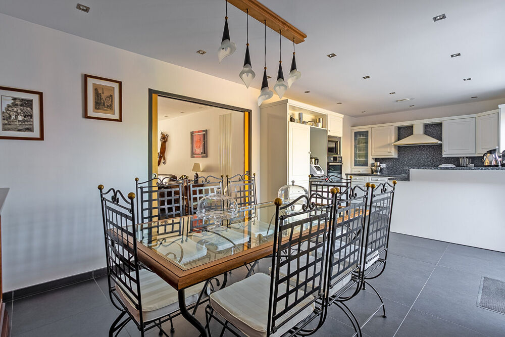 Vente Maison MAISON FAMILIALE IRREPROCHABLE 4 CHAMBRES JARDIN GARAGE Tourcoing