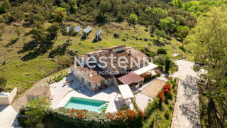  Maison � vendre 10 pi�ces 250 m�