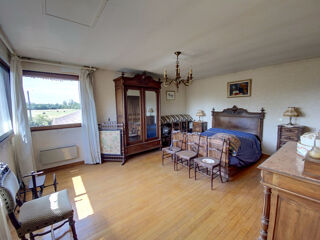  Maison  vendre 7 pices 195 m