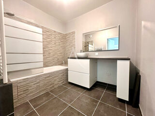  Appartement  vendre 3 pices 70 m