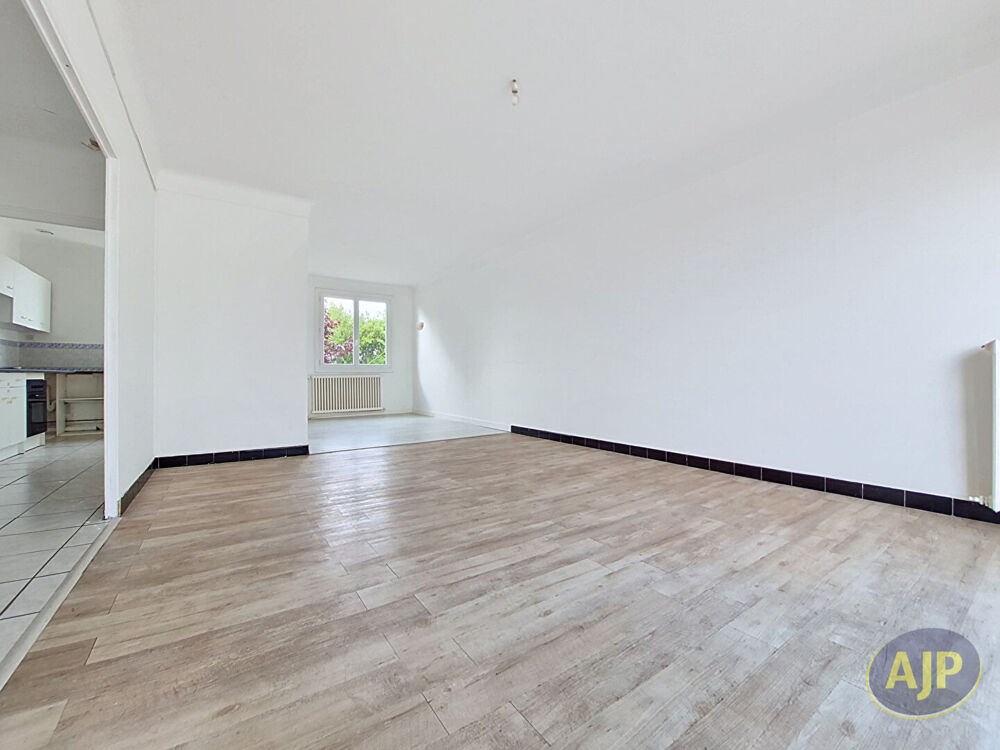 Maison Aizenay 4 chambres Jardin Garage
